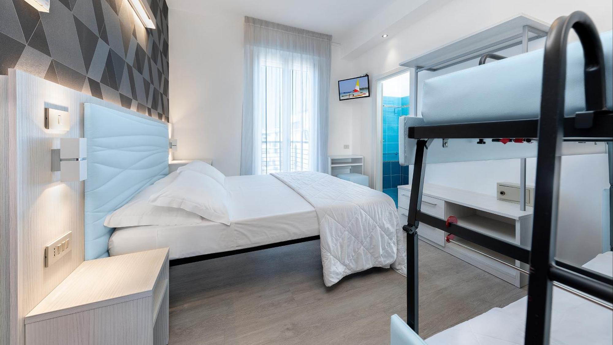 Hotel Eiffel Rimini Extérieur photo