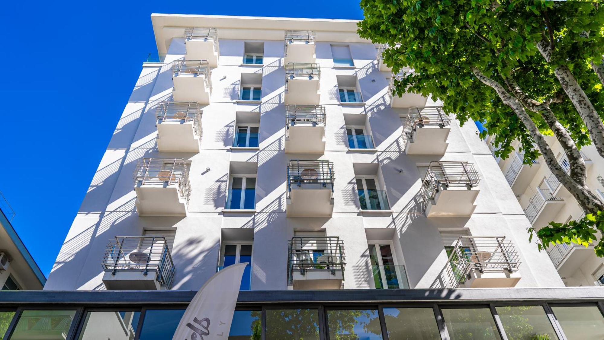 Hotel Eiffel Rimini Extérieur photo